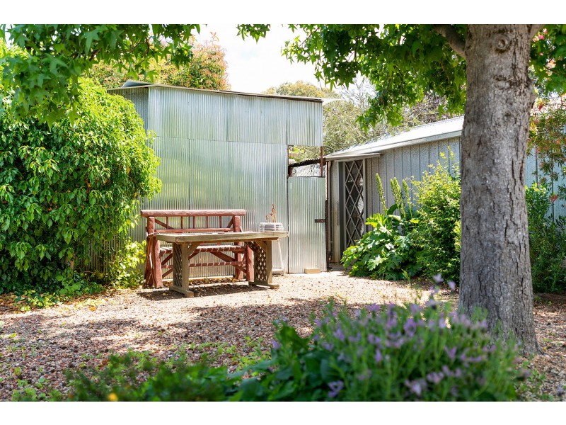 15 Pitman Street, Chewton VIC 3451