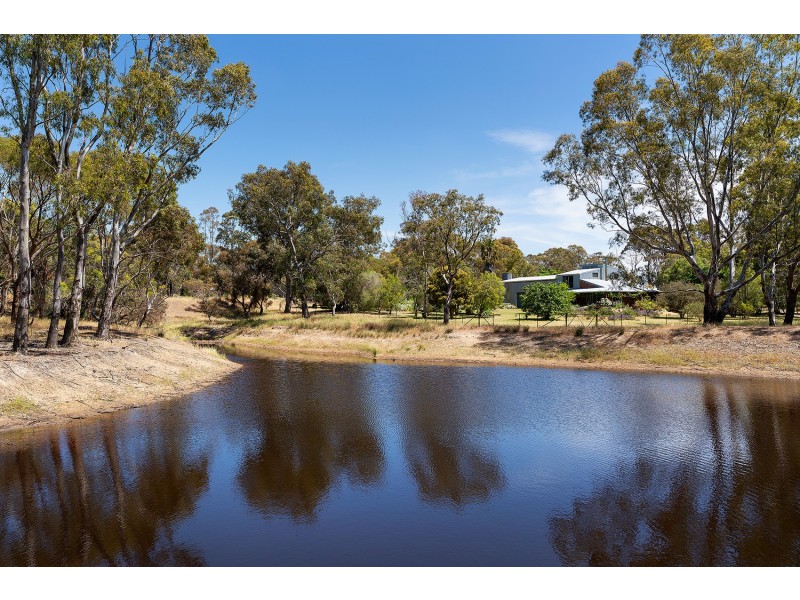 280 Maldon-Shelbourne Road, Maldon VIC 3463