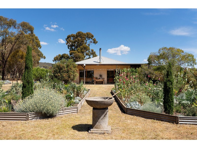 280 Maldon-Shelbourne Road, Maldon VIC 3463