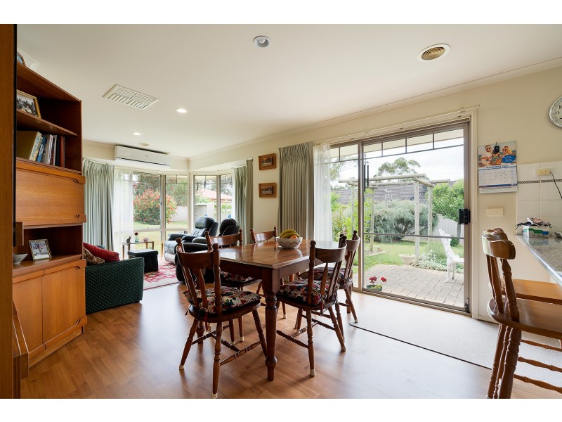 32 Maldon Road, Mckenzie Hill VIC 3451