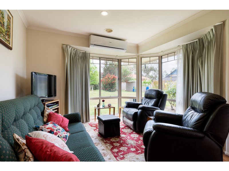 32 Maldon Road, Mckenzie Hill VIC 3451