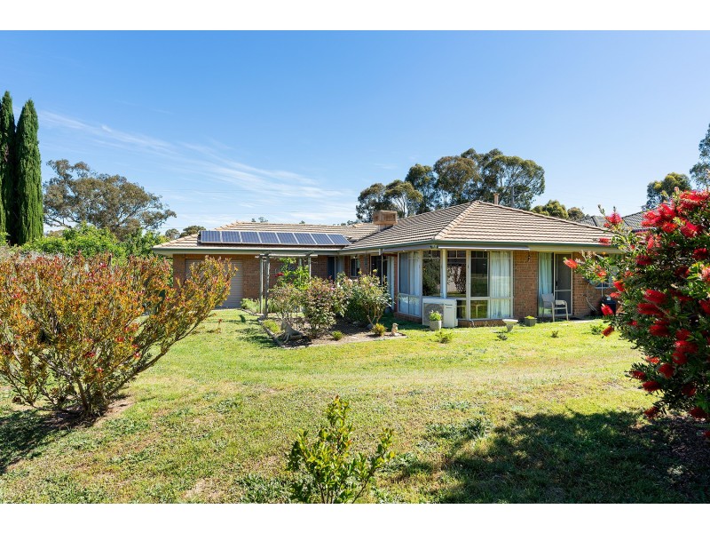 32 Maldon Road, Mckenzie Hill VIC 3451