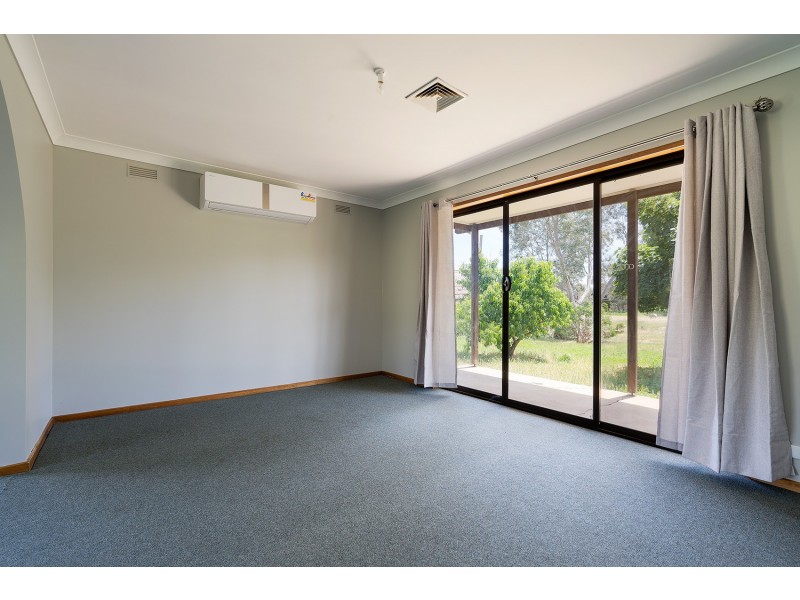 CA21 Kemps Bridge Road, Guildford VIC 3451