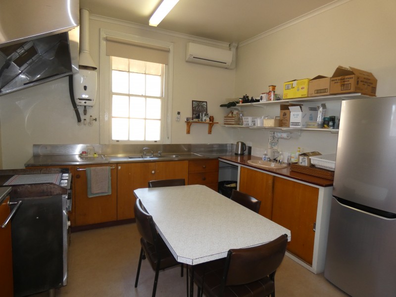 2/33 Campbell Street, Castlemaine VIC 3450