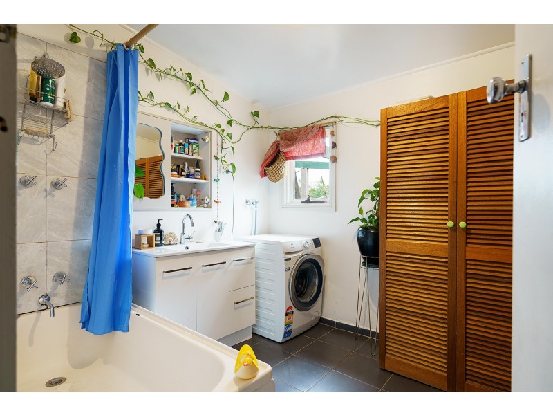 24 Forest Street, Castlemaine VIC 3450