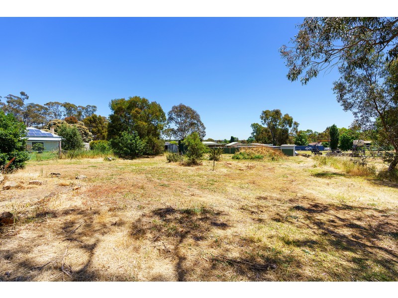 3 71 Moscript Street, Campbells Creek VIC 3451