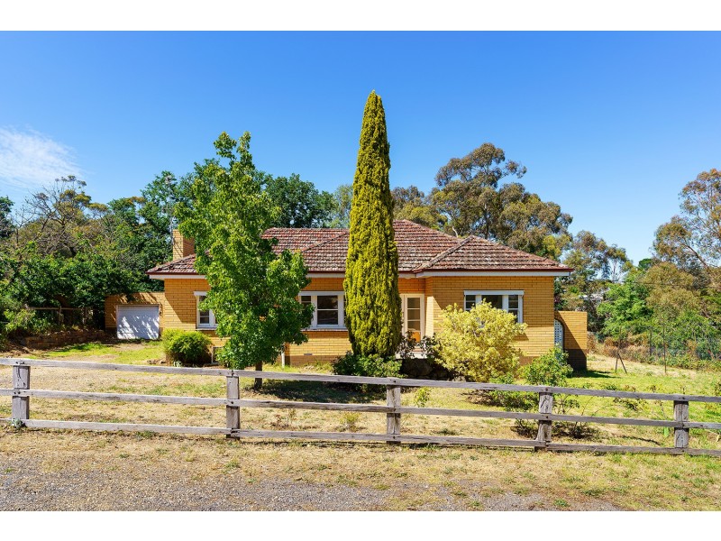 8 Reckleben Street, Castlemaine VIC 3450