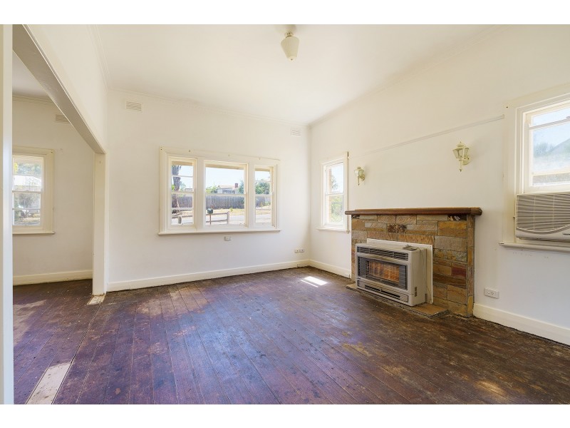 8 Reckleben Street, Castlemaine VIC 3450