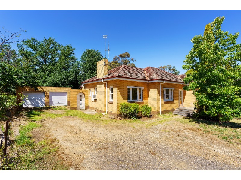 8 Reckleben Street, Castlemaine VIC 3450