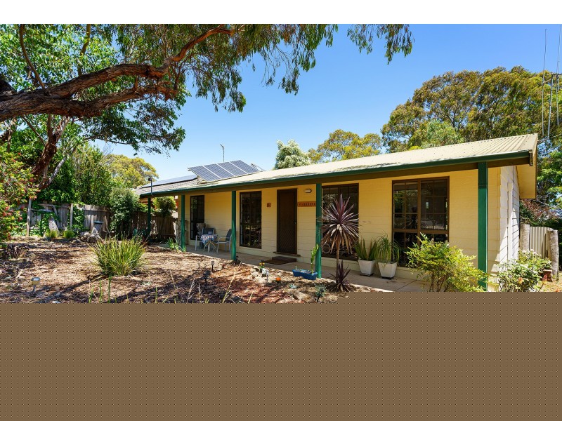 25 Carol Street, Castlemaine VIC 3450