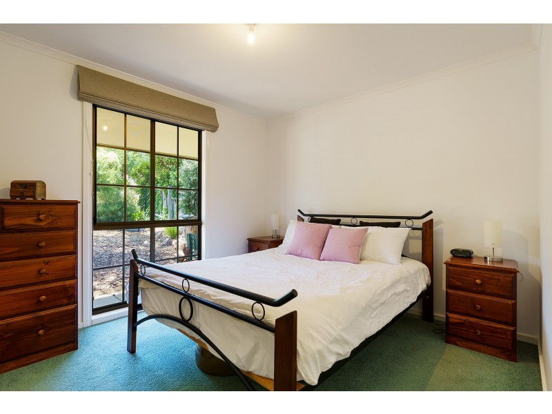 25 Carol Street, Castlemaine VIC 3450