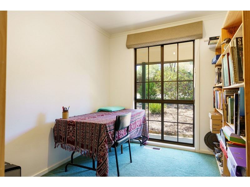 25 Carol Street, Castlemaine VIC 3450