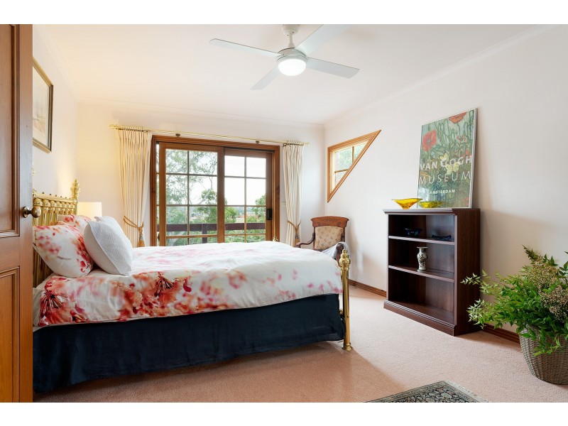 41 Farnsworth Street, Castlemaine VIC 3450