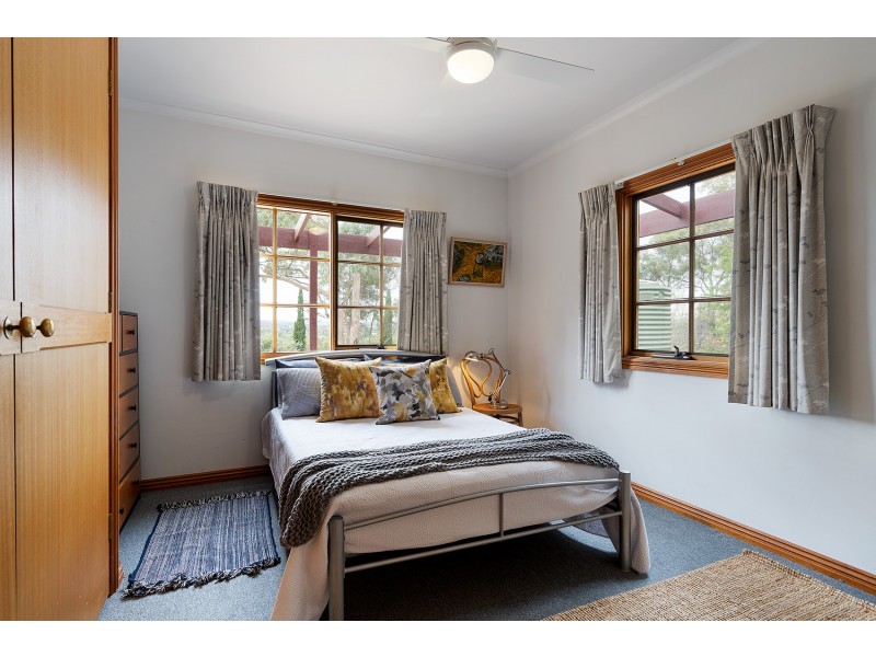 41 Farnsworth Street, Castlemaine VIC 3450
