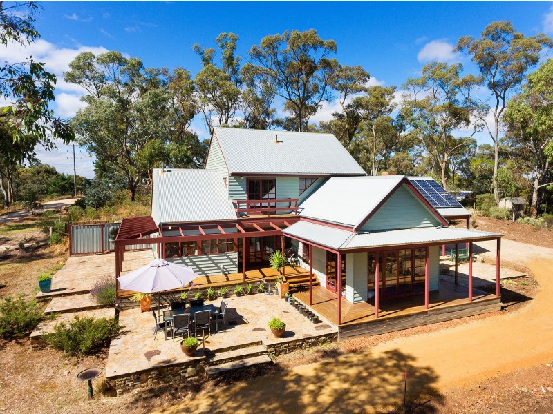 41 Farnsworth Street, Castlemaine VIC 3450