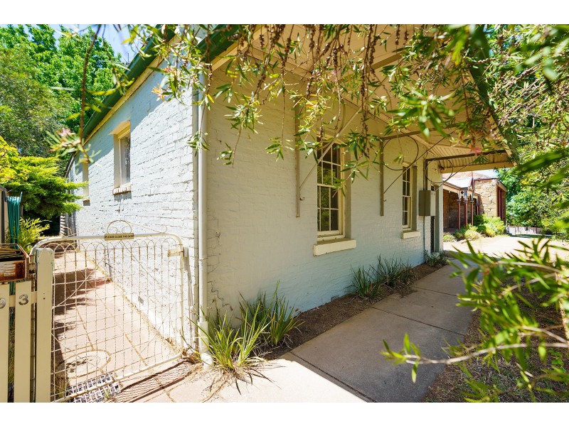 93 Main Road, Campbells Creek VIC 3451