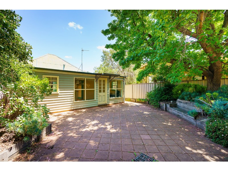 93 Main Road, Campbells Creek VIC 3451