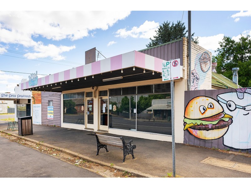 290 Barker Street, Castlemaine VIC 3450