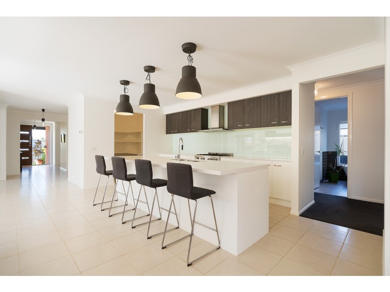 5 Acacia Court, Mckenzie Hill VIC 3451