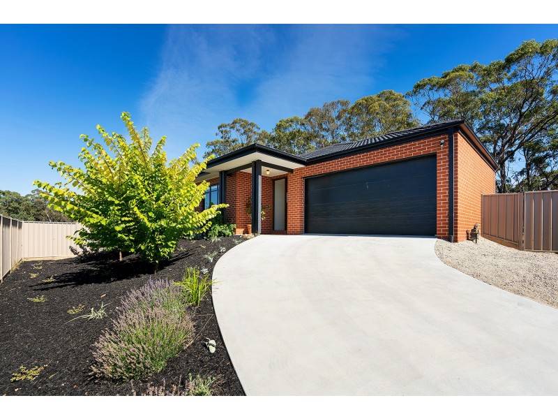5 Acacia Court, Mckenzie Hill VIC 3451