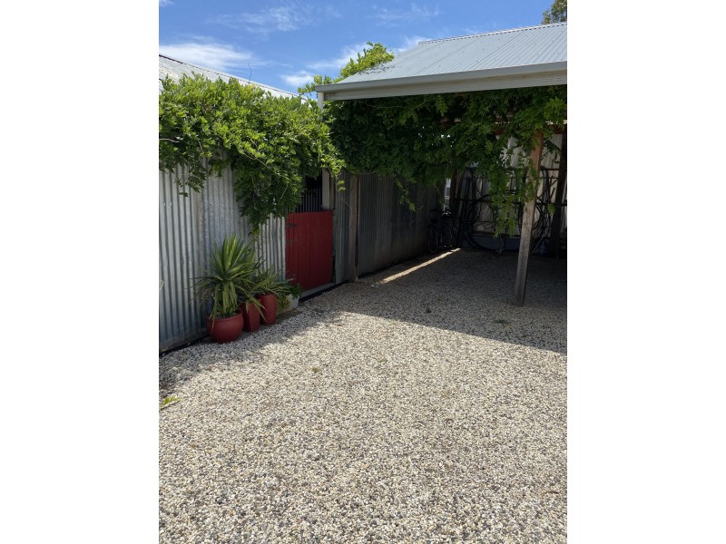 128 Blanket Gully Road, Campbells Creek VIC 3451