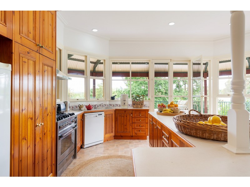 49 Campbell Street, Castlemaine VIC 3450