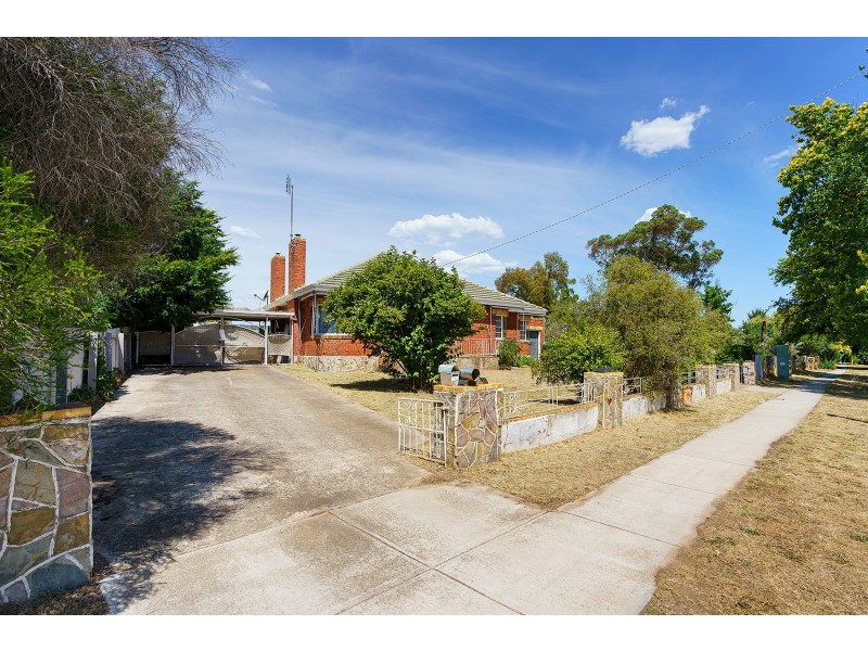 67 Main Road, Campbells Creek VIC 3451