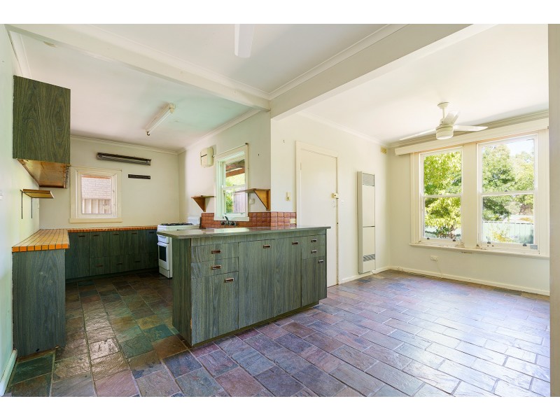47 Blakeley Road, Castlemaine VIC 3450