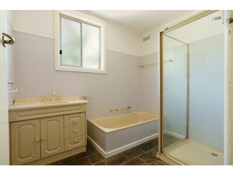 47 Blakeley Road, Castlemaine VIC 3450