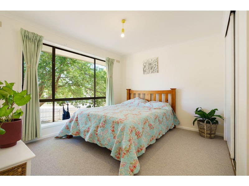 22 Yeats Street, Castlemaine VIC 3450