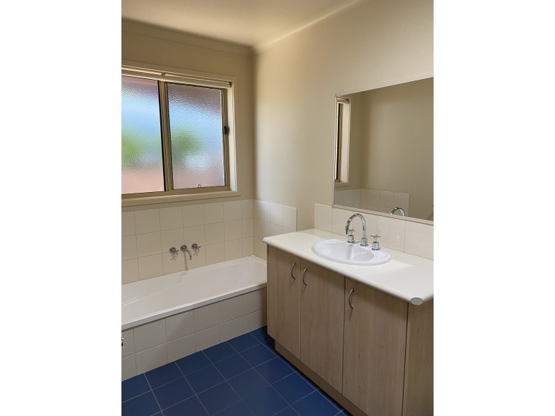 4/32 Ray Street, Castlemaine VIC 3450