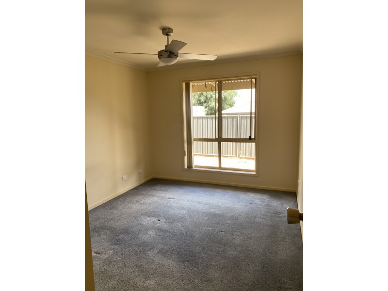 4/32 Ray Street, Castlemaine VIC 3450