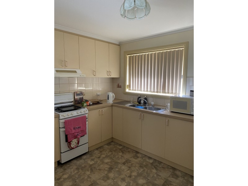 1/28 Berkeley Street, Castlemaine VIC 3450