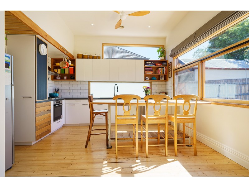 64 Kennedy Street, Castlemaine VIC 3450