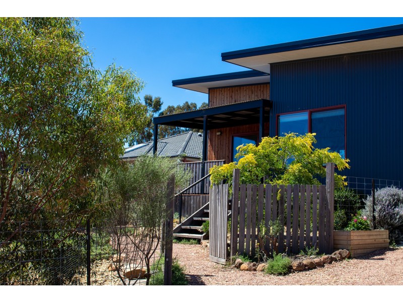 20 Montgomery Street, Castlemaine VIC 3450