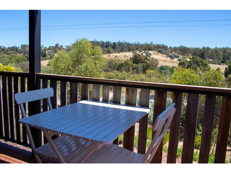 20 Montgomery Street, Castlemaine VIC 3450