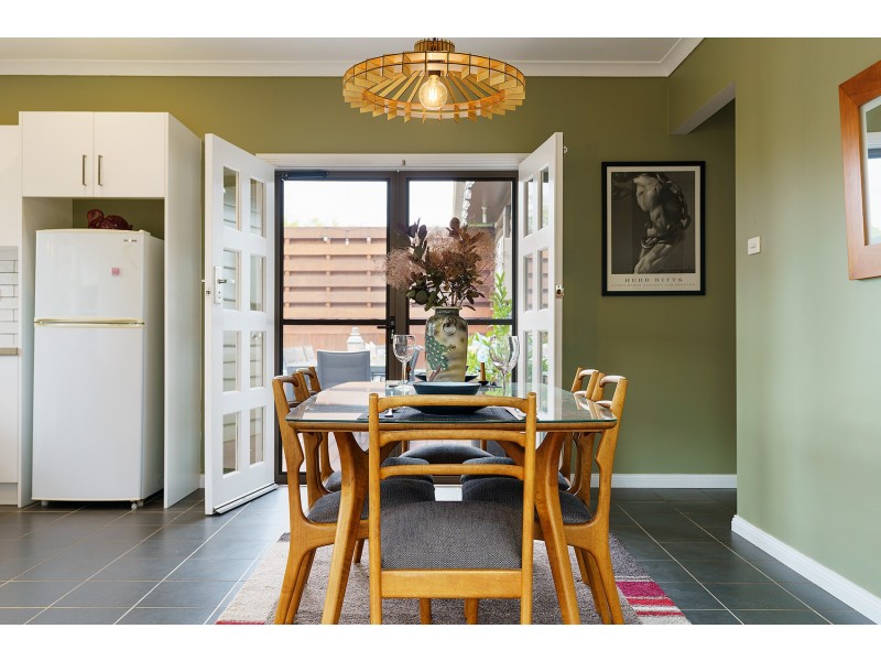 8 Roderick Street, Castlemaine VIC 3450