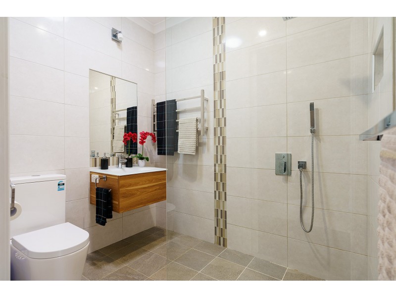 8 Roderick Street, Castlemaine VIC 3450