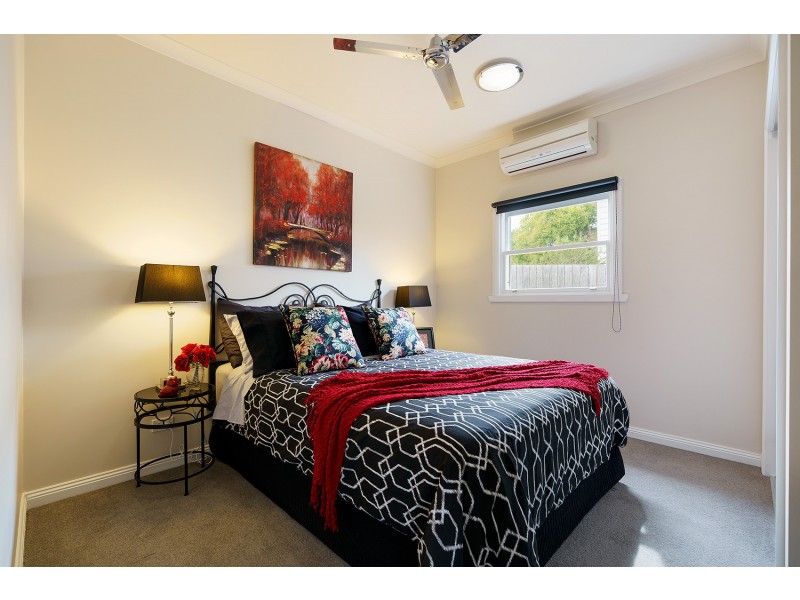 8 Roderick Street, Castlemaine VIC 3450