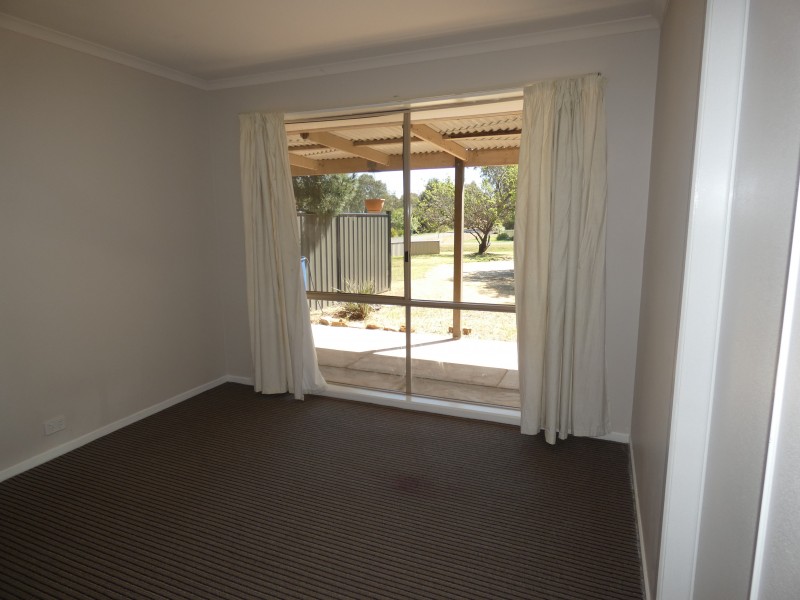 18 Eleanor Drive, Campbells Creek VIC 3451