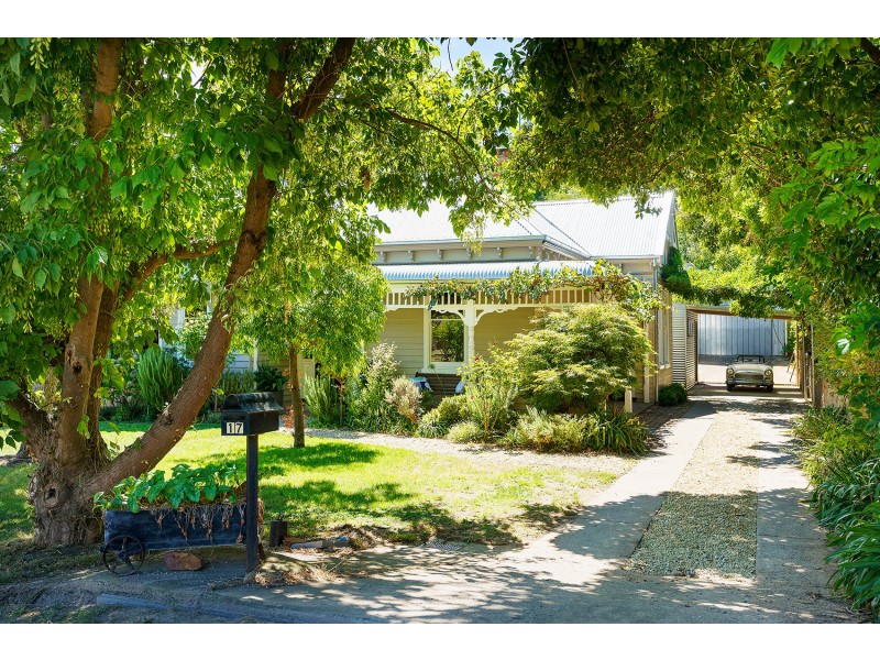 17 Wimble Street, Castlemaine VIC 3450