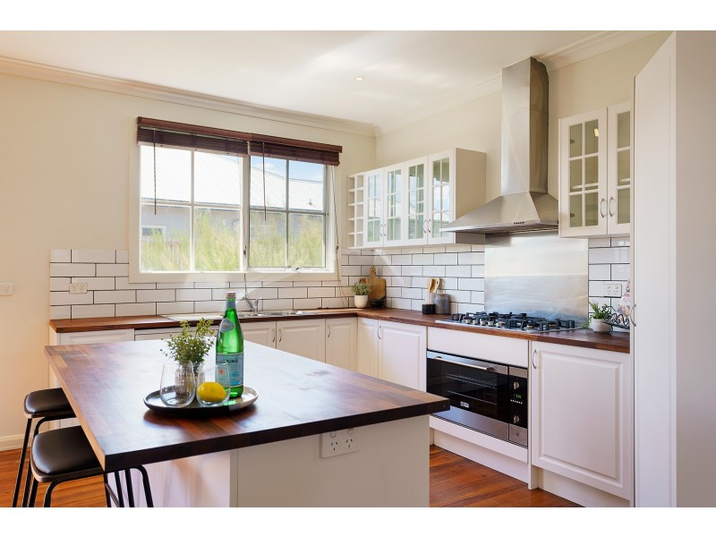 14 Chapel Street, Campbells Creek VIC 3451
