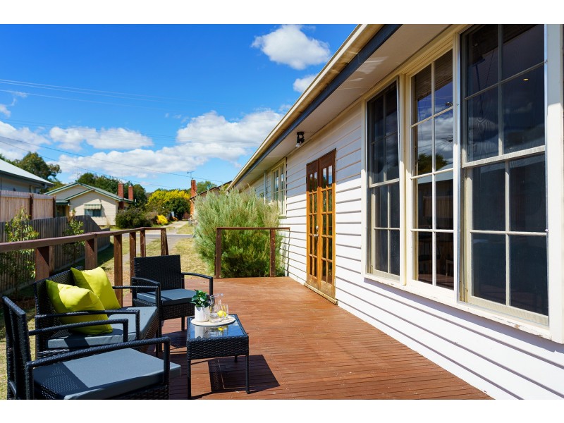 14 Chapel Street, Campbells Creek VIC 3451