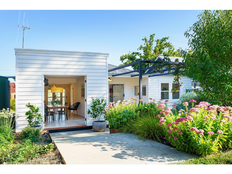 20 Adams Street, Castlemaine VIC 3450