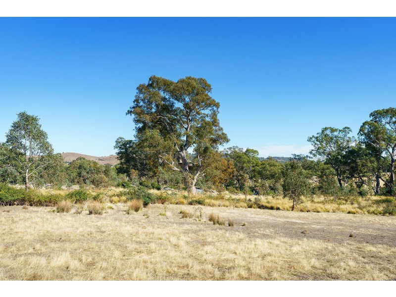 2930 Harmony Way, Faraday VIC 3451