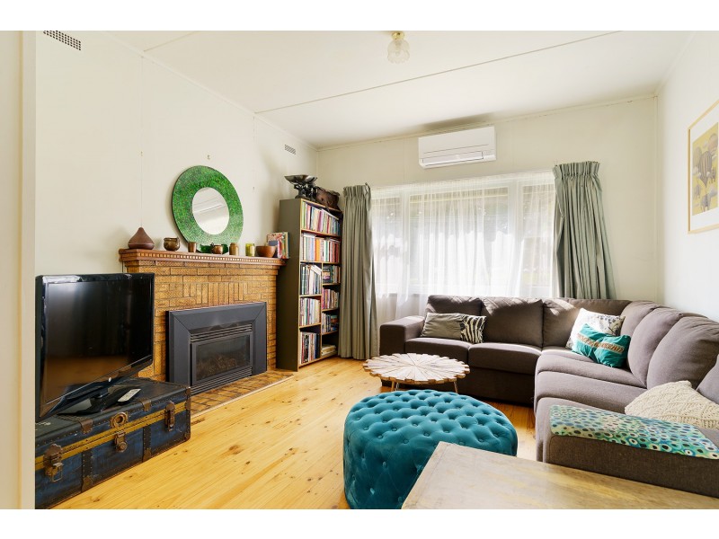 108 Main Road, Campbells Creek VIC 3451