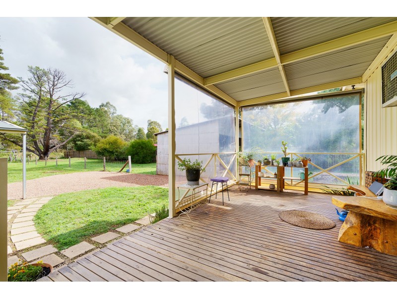 108 Main Road, Campbells Creek VIC 3451