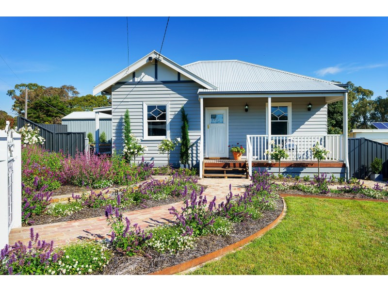 75 Harmony Way, Harcourt VIC 3453