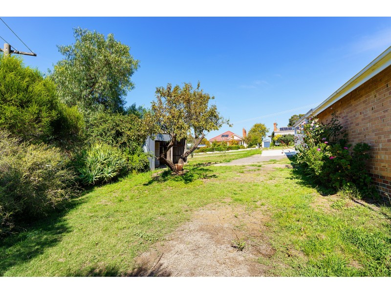 12 Rowe Street, Castlemaine VIC 3450
