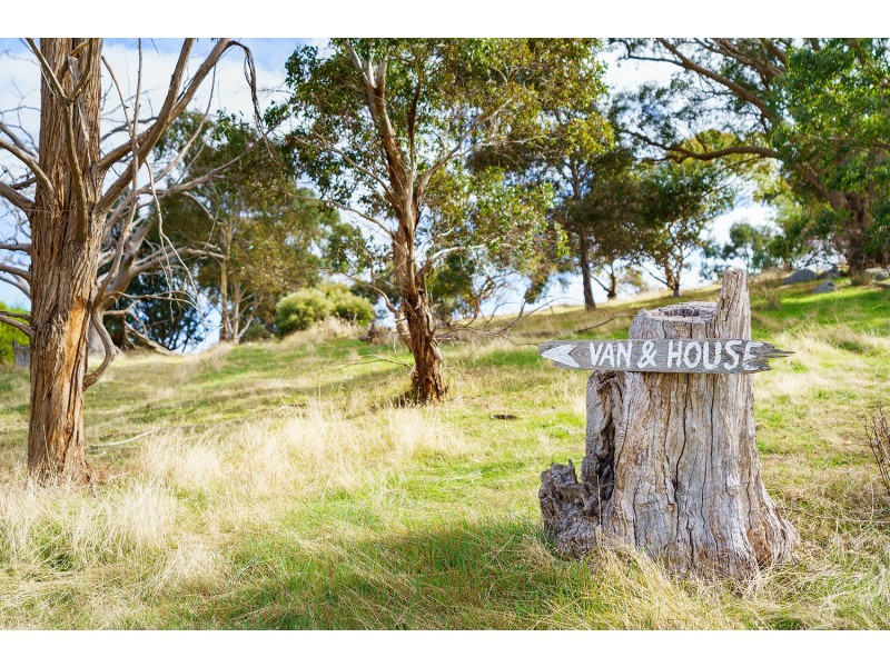 296 Ford Road, Harcourt North VIC 3453